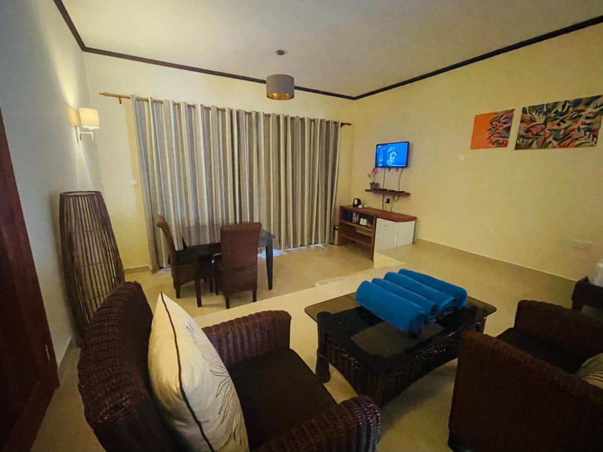 Sun Properties&Resort Hotel Beau Vallon  Exterior foto